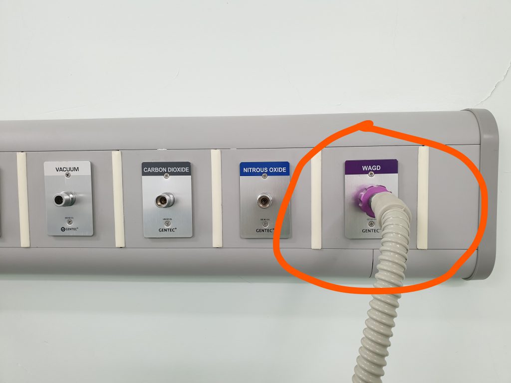 Ống dẫn khí thải từ máy GM ra môi trường Ống dẫn khí thải từ máy GM ra môi trường